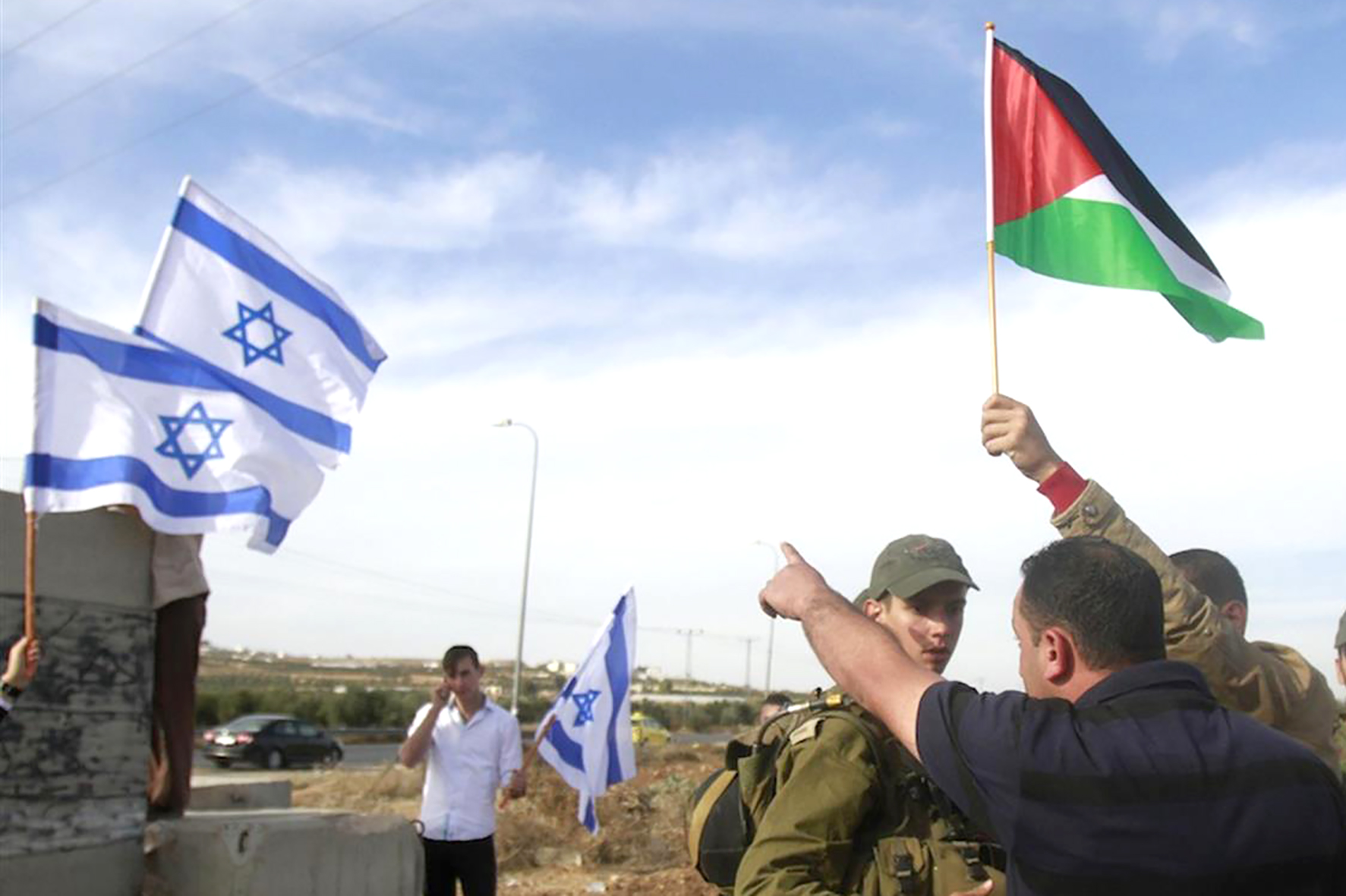 Israele e Palestina uno scontro voluto e temuto RCS75 Israele e Palestina uno scontro voluto e temuto RCS75