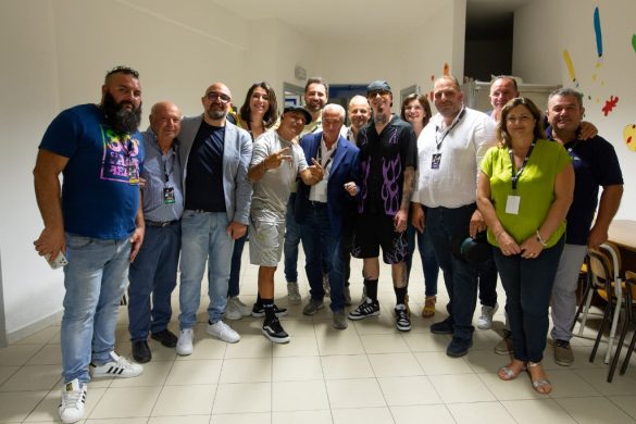 Foto Articolo 31 e amministrazione comunale Sanza ph Alfonso Maria Salsano