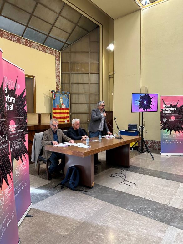 Foto_conferenza_LdO_Verticale